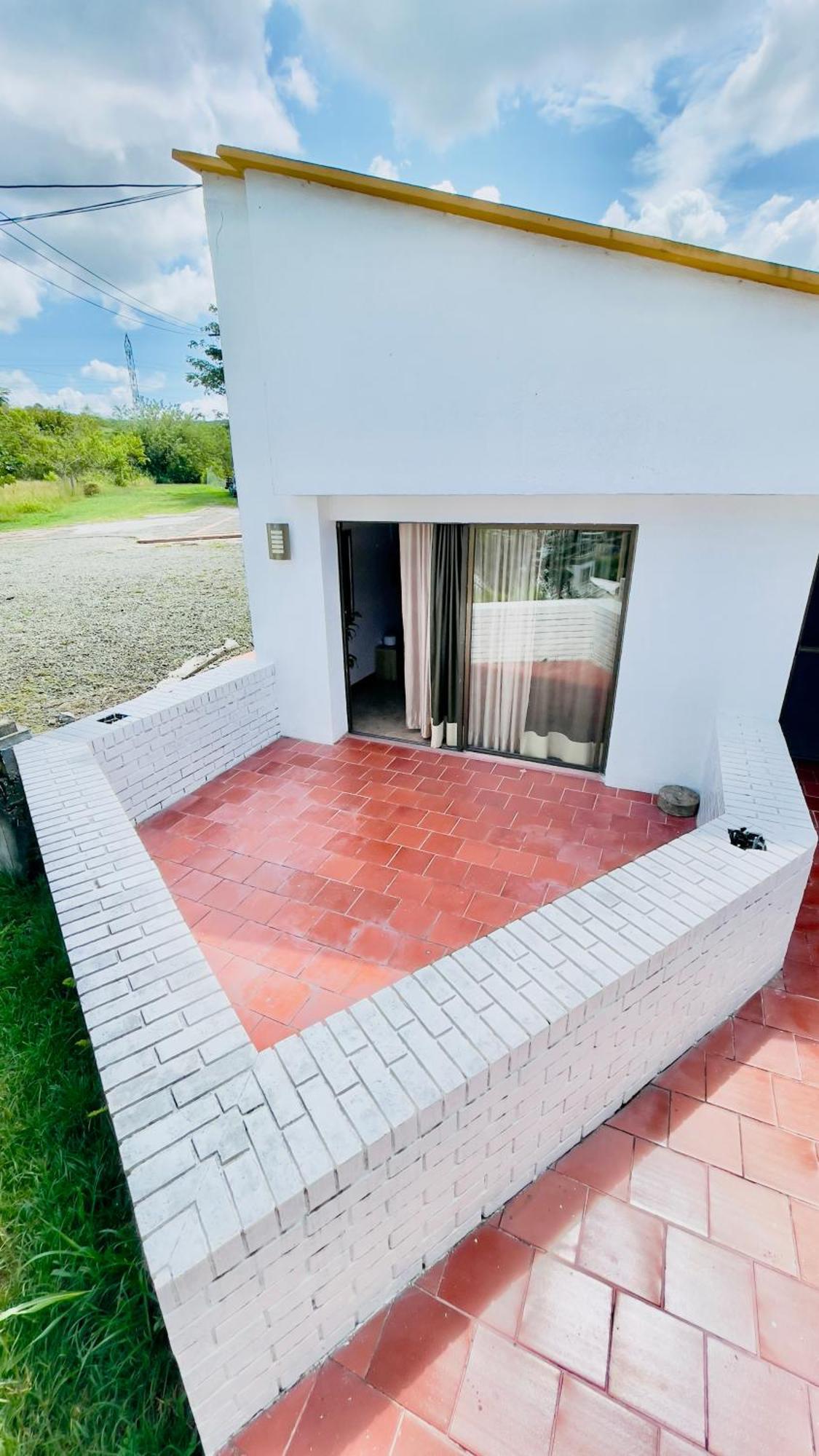 Loto Del Viento Hotel Cartago Kültér fotó